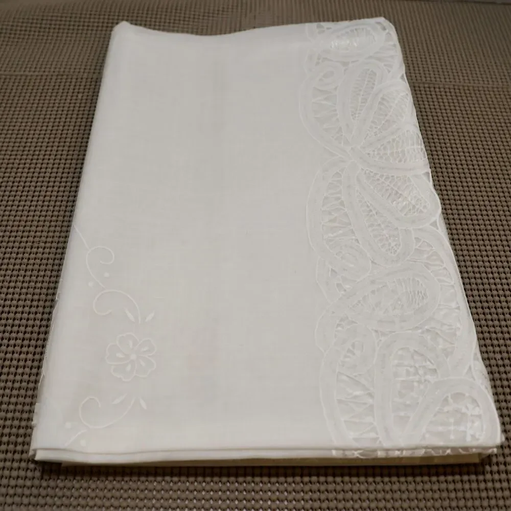 Vintage Vinyl Tablecloth Battenburg Lace White 60X90 Oblong NEW